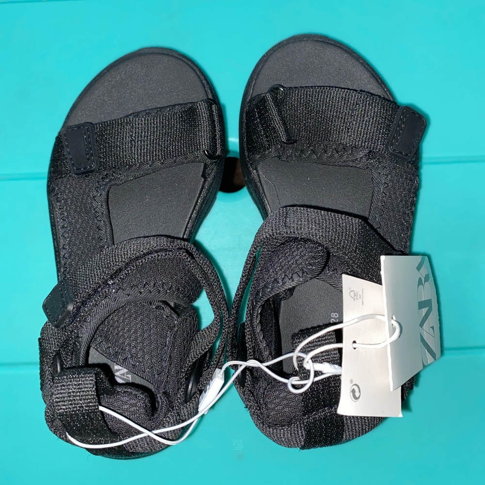 Black sandals